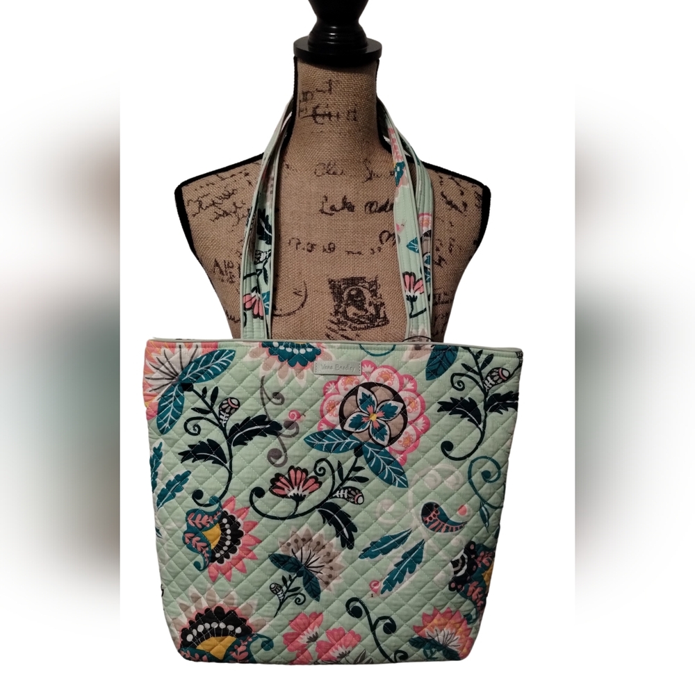 Vera Bradley Large Tote